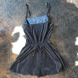 Urban Outfitters Black Textured Spaghetti Strap Romper Size Small